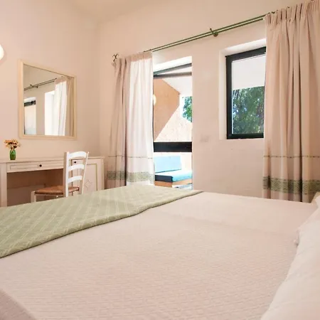 Camping Village Capo D'Orso Palau Exterior photo